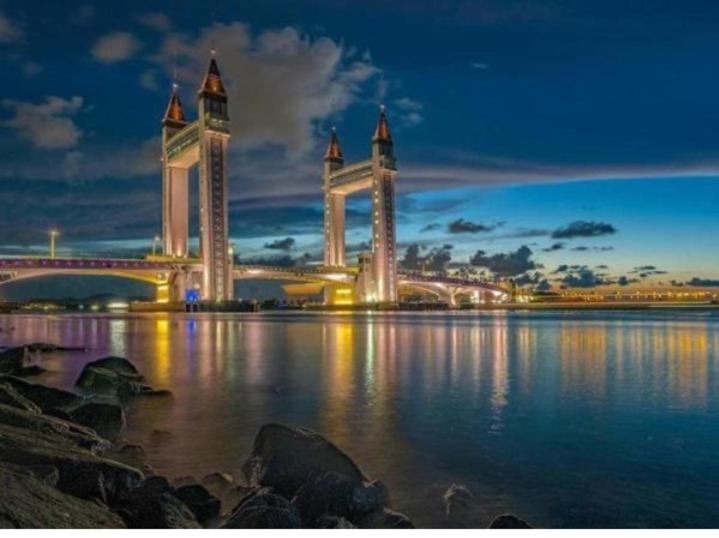 Sky Palace Kuala Terengganu Bagian luar foto