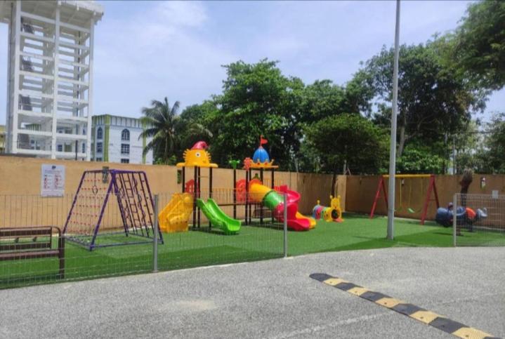 Sky Palace Kuala Terengganu Bagian luar foto
